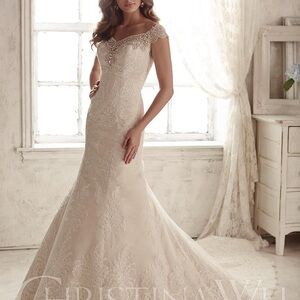 NWT Christina Wu Bridal Gown, Ivory sz 8